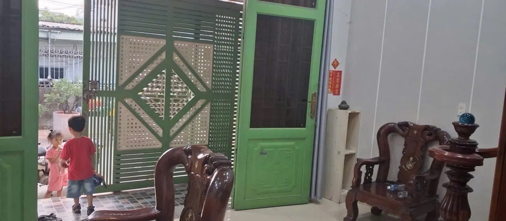 Nhà căn Góc 4 Tầng Sống Trọn Vẹn Tại Trung Tâm Linh Xuân - sân ô tô - hoàn công chuẩn -mua ở ngay.... Bán nhà riêng tại Linh Xuân, Hồ Chí Minh 01