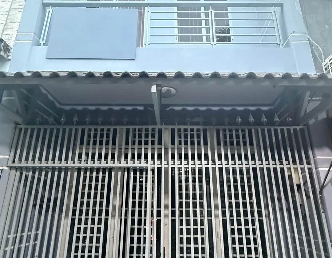 Nhà mới 2 tầng Lê Văn Quới Bình Tân ,Chỉ 3.95 T 🔥

-4 x 8m , 1 trệt 1 lầu, 2PN, 2WC , ban công... Bán nhà riêng tại Bình Trị Đông, Hồ Chí Minh 01
