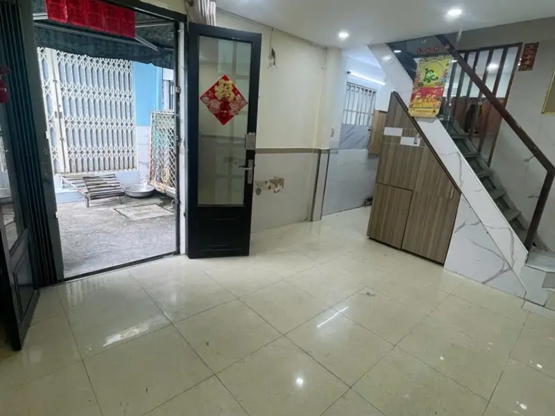 Bán nhà riêng 3 tầng 4 phòng ngủ tại Quận 8, pháp lý rõ ràng, giá 2,86 tỷ VNĐ... Bán nhà riêng tại Bình Đông, Hồ Chí Minh 01