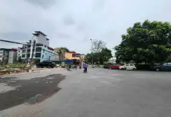 Cơ Hội Vàng Sở Hữu Nhà Mặt Phố Lô Góc, Ô Tô Đỗ Cửa Tại Quận Hoàn Kiếm... Bán nhà mặt phố tại Việt Hưng, Hà Nội 02