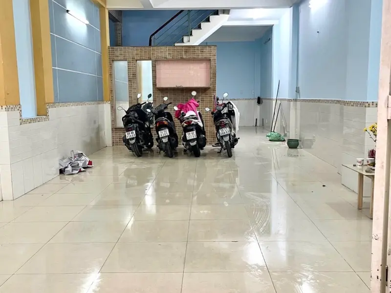 Cơ hội sở hữu nhà đẹp 3 tầng ngay sát chợ Bình Trị, Bình Tân với giá hấp dẫn... Bán nhà riêng tại Bình Trị Đông, Hồ Chí Minh 01