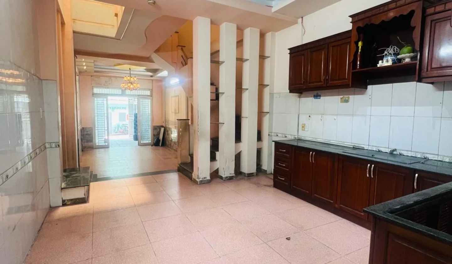 💥 HIẾM: NHÀ TÔ KÝ Q12 – 82.2M2 HẺM THÔNG XE TẢI VÀO TẬN NƠI – GIÁ CHỈ 5.X T.Ỷ... Bán nhà riêng tại Trung Mỹ Tây, Hồ Chí Minh 01