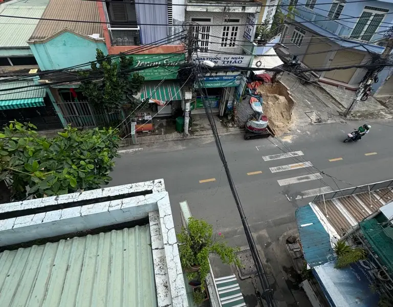 Nhà Mặt Phố 3 Tầng Phong Cách Hiện Đại, Mặt Tiền Rộng 4m, Giá Hấp Dẫn... Bán nhà mặt phố tại Bình Hưng Hòa, Hồ Chí Minh 01