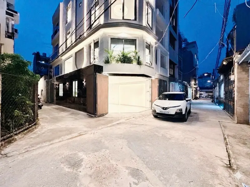 🏠NHÀ GÓC 2 MẶT HẺM – 5 TẦNG BTCT – TẶNG FULL NỘI THẤT!
📐Ngang 4m x 11m – Ôtô Ngủ trong nhà
🛏️ 4P... Bán nhà riêng tại An Hội Đông, Hồ Chí Minh 01