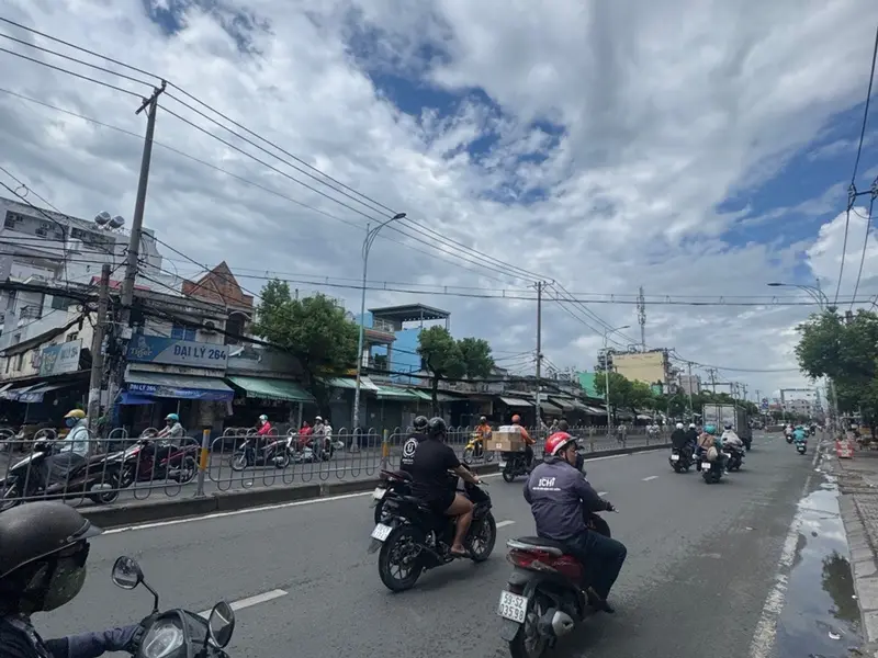 Bán nhà mặt phố tại phường Bình Trị Đông, Bình Tân, mặt tiền rộng 8m, diện tích 528m2... Bán nhà mặt phố tại Bình Trị Đông, Hồ Chí Minh 01