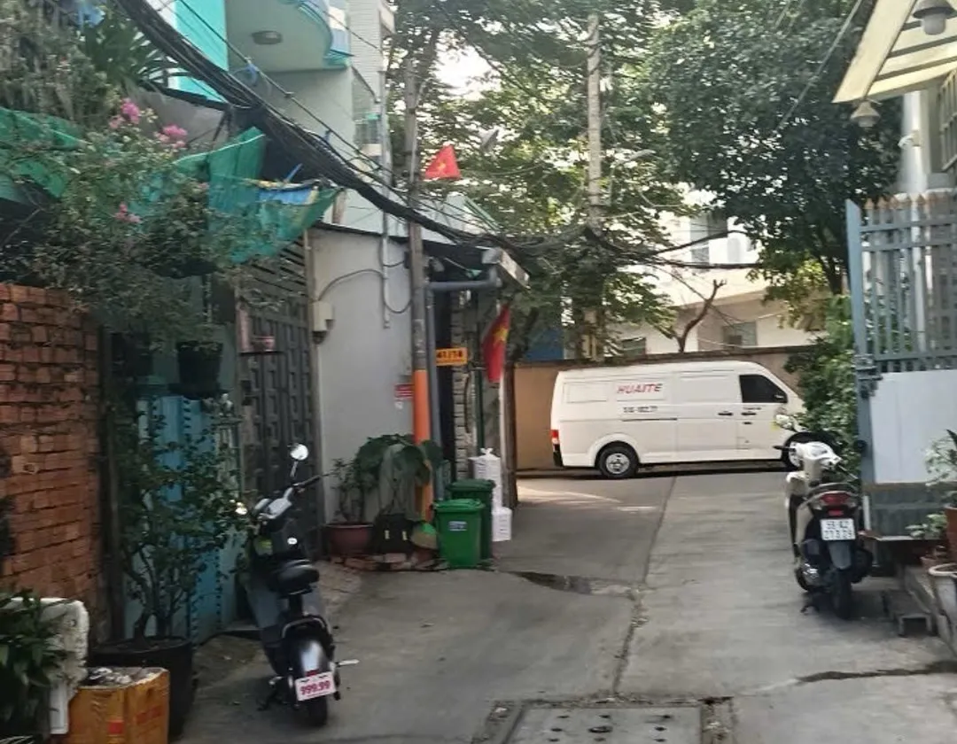 NGAY TÂN HÒA ĐÔNG .49M2 NHÀ CŨ TIỆN XÂY MỚI – GIÁ CHỈ 4.7T... Bán nhà riêng tại Phú Lâm, Hồ Chí Minh 01