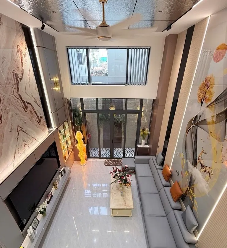 Nhà 5 tầng mặt tiền rộng tại Gò Vấp, thiết kế hiện đại, đầy đủ tiện nghi... Bán nhà riêng tại Thông Tây Hội, Hồ Chí Minh 01