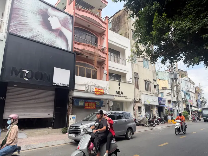 Bán nhà mặt phố Huỳnh Văn Bánh, Phú Nhuận, ngang 9.4m, 3 tầng... Bán nhà mặt phố tại Phú Nhuận, Hồ Chí Minh 01