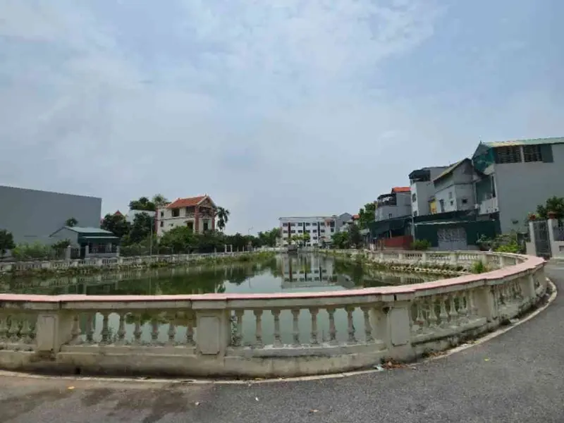 BÁN NHÀ BÁT KHỐI ĐÔNG DƯ GẦN CẦU THANH TRÌ NGÕ NÔNG THOÁNG CÁCH 1 NHÀ RA ĐƯỜNG Ô TÔ THÔNG TỨ PHÍA... Bán nhà riêng tại Bát Tràng, Hà Nội 01
