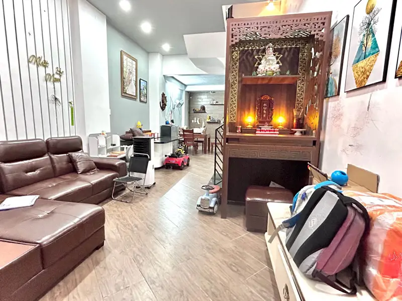 Nhà hiện đại 4 tầng tại An Phú Đông, không gian rộng rãi cho gia đình... Bán nhà riêng tại An Phú Đông, Hồ Chí Minh 01