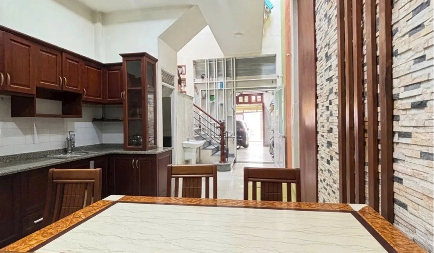 BÁN NHÀ MẶT TIỀN KINH DOANH - Ô TÔ VÀO NHÀ - KHU VỰC CỰC HIẾM NHÀ BÁN... Bán nhà riêng tại Phước Long, Hồ Chí Minh 01
