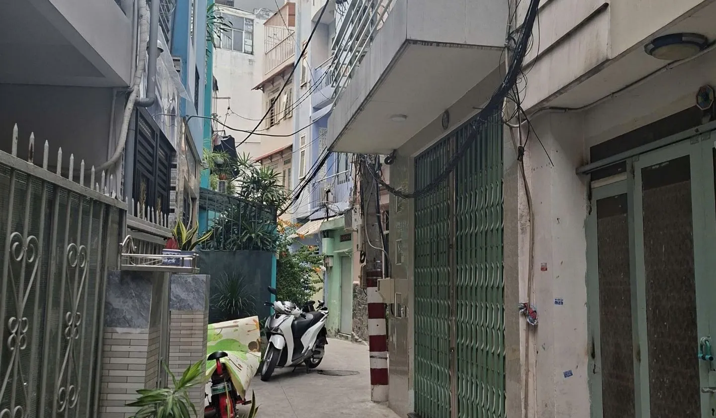 Nhà đẹp Tân Bình gần sân bay, 4 phòng riêng, thu nhập hấp dẫn... Bán nhà riêng tại Tân Sơn Hòa, Hồ Chí Minh 01