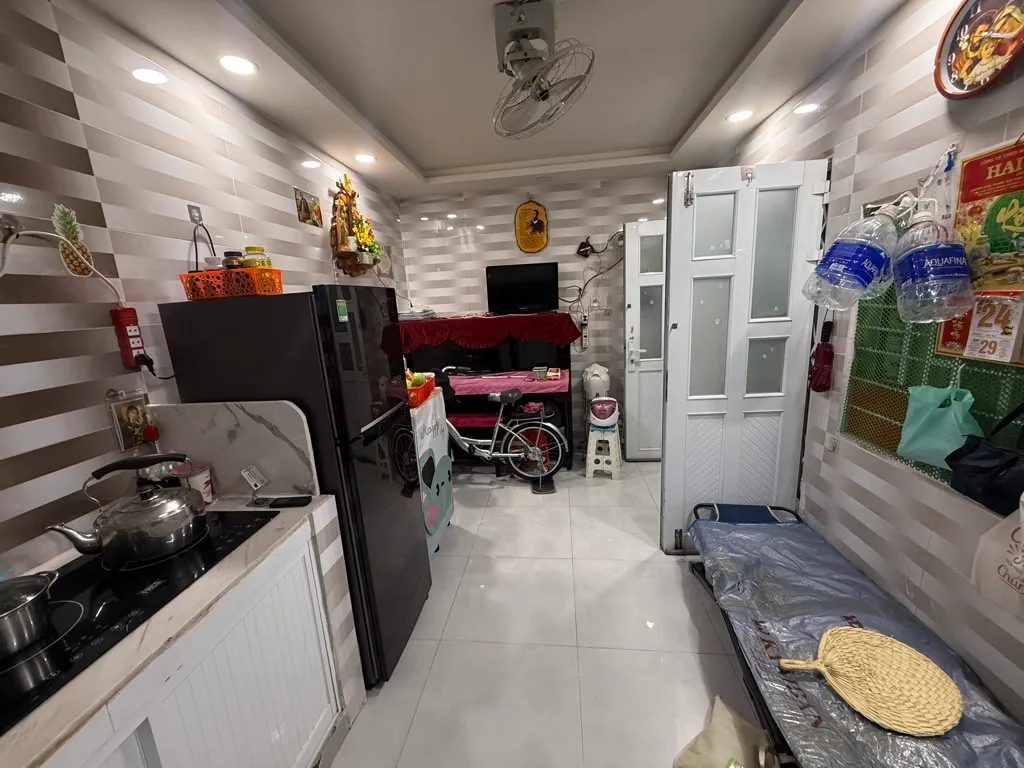 Bán nhà 3 tầng, diện tích 18m², giá 3.5 tỷ tại Quận 3... Bán nhà riêng tại Nhiêu Lộc, Hồ Chí Minh 01