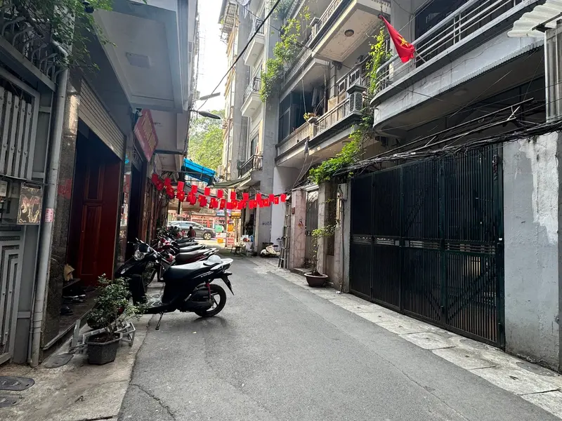 Cơ hội vàng sở hữu nhà 4 tầng trung tâm Hai Bà Trưng chỉ 28.8 tỷ! 🌟... Bán nhà riêng tại Hai Bà Trưng, Hà Nội 01