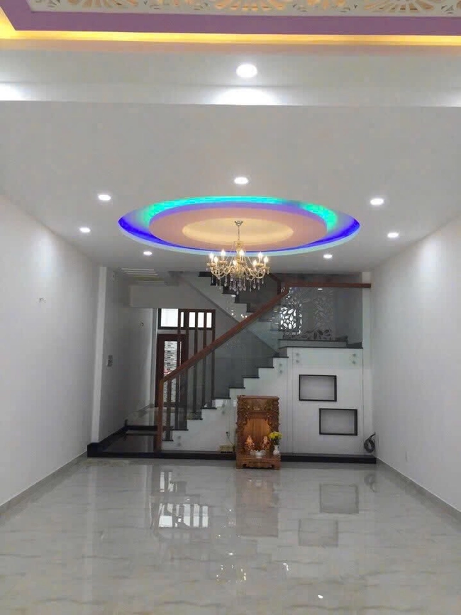 Bán CHDV 4 tầng 5X20, đường số, Quận 7, kế bên Phú Mỹ Hưng tại Hồ Chí Minh 01