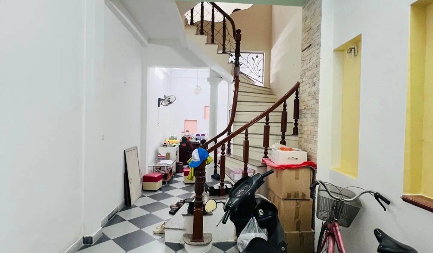 Nhà Ngõ Thông Gần Oto Hoàng Mai, Kiên Cố, Giá Hấp Dẫn... Bán nhà riêng tại Hoàng Mai, Hà Nội 01