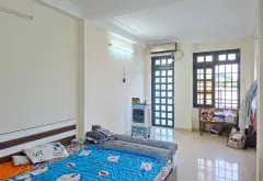 Nhà lô góc - Hẻm ô tô tránh - Thông tứ tung.... Bán nhà riêng tại Phú Thọ Hòa, Hồ Chí Minh 02