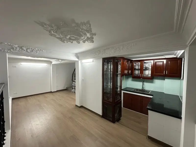 Bán nhà riêng lô góc tại phường Minh Khai, quận Hai Bà Trưng, 38m2, 5 tầng, phù hợp ở và kinh doanh... Bán nhà riêng tại Vĩnh Tuy, Hà Nội 01