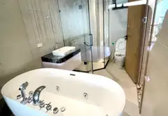 Nhà Phân Lô Hiện Đại 7 Tầng Có Thang Máy Tại Trung Tâm Phố Trạm... Bán nhà riêng tại Long Biên, Hà Nội 08