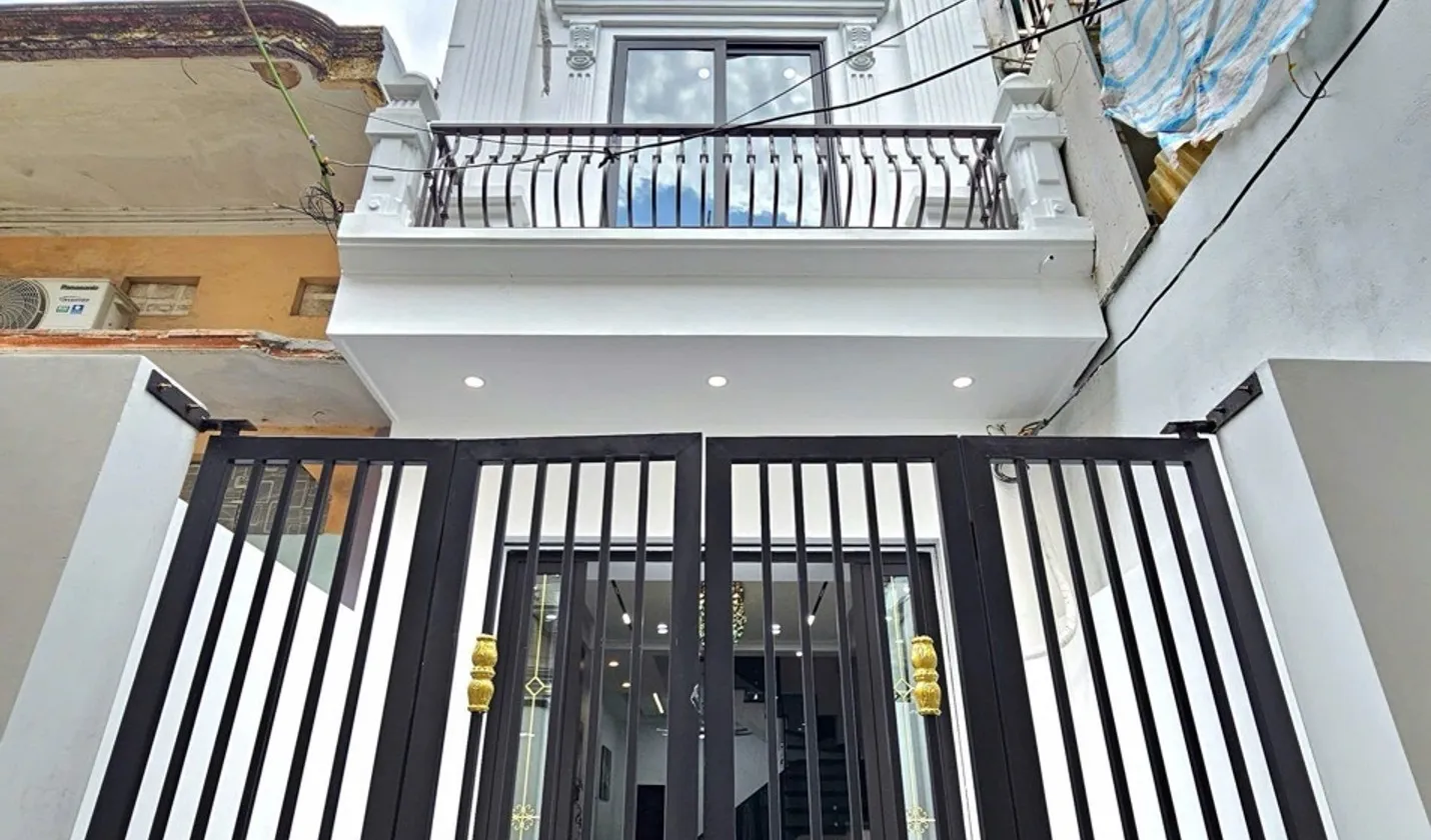 Nhà 4 tầng thiết kế tinh tế, không gian hoàn hảo tại phố chợ Hàng... Bán nhà riêng tại Lê Chân, Hải Phòng 01