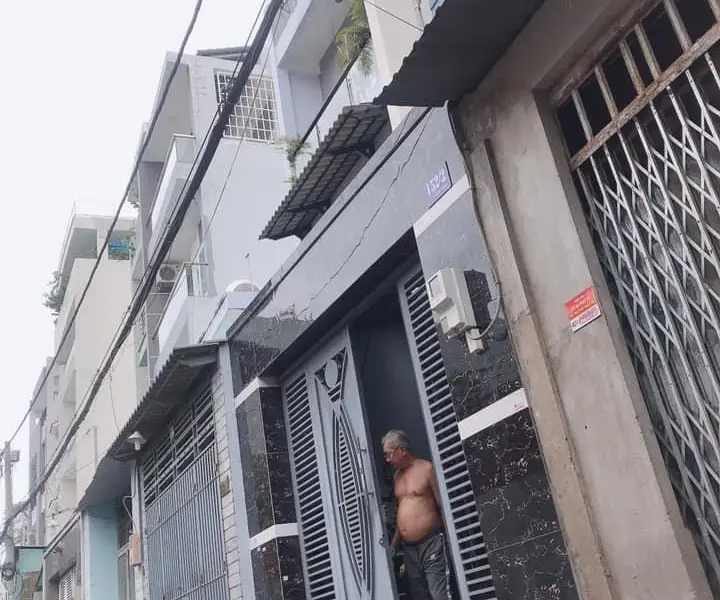 Lê Thánh Tông – nhà 4 tầng BTCT, 2 mặt hẻm thông... Bán nhà riêng tại Phú Thạnh, Hồ Chí Minh 01