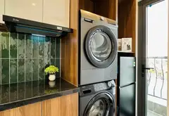 Nhà 6 tầng, 8 căn hộ dịch vụ, thang máy tại Lương Thế Vinh, Tân Phú... Bán nhà riêng tại Tân Phú, Hồ Chí Minh 01