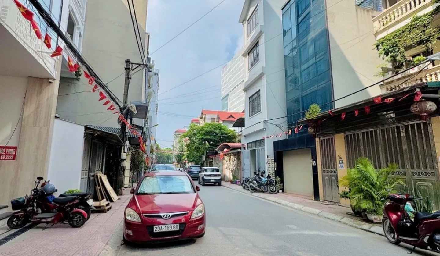 10 TẦNG THANG MÁY - 32 CĂN HỘ KHÉP KÍN - DOANH THU 5 TỶ/NĂM - HAI THOÁNG - VỈA HÈ OTO TRÁNH... Bán nhà riêng tại Phú Diễn, Hà Nội 01