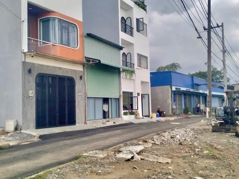 Nhà mặt tiền đường Tỉnh lộ 10, giá mềm mại nhất thời điểm hiện nay... Bán đất tại An Lạc, Hồ Chí Minh 01