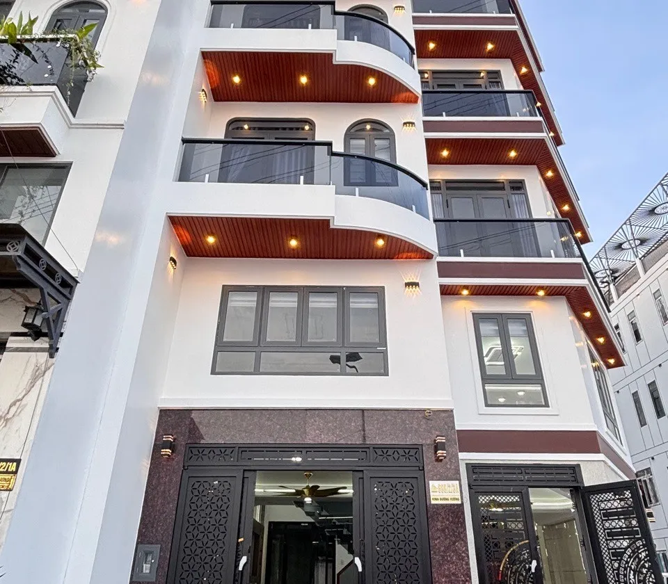 Nhà Phân Lô 5 Tầng, 6 Phòng Ngủ Tại Phường An Lạc, Hồ Chí Minh... Bán nhà riêng tại An Lạc, Hồ Chí Minh 01