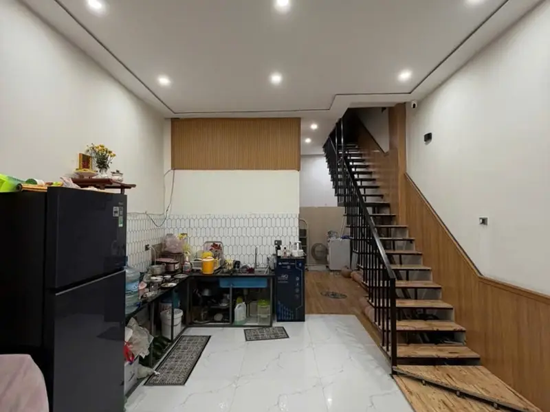 Nhà 2 tầng trung tâm quận Hải Châu giá gần sân bay Đà Nẵng giá chỉ 6,1 tỷ.... Bán nhà riêng tại Thanh Khê, Đà Nẵng 01