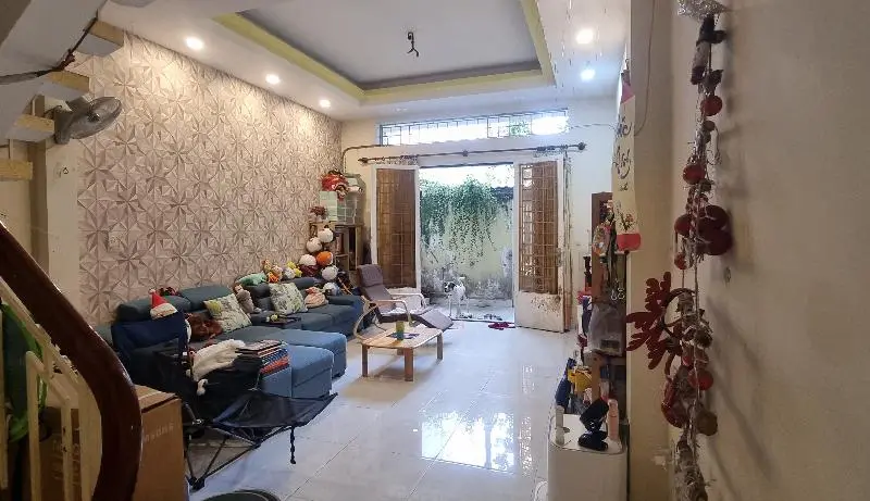 Nhà 2 tầng nở hậu Lạc Long Quân giá sốc... Bán owner_side tại Bảy Hiền, Hồ Chí Minh 01