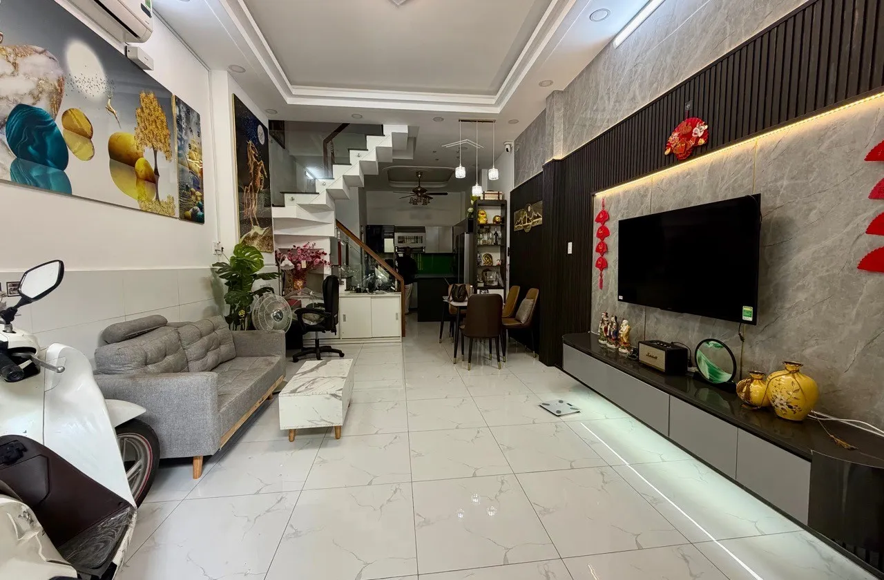 Nhà mới 3 tầng thoáng mát tại Bình Trị Đông... Bán nhà riêng tại Bình Trị Đông, Hồ Chí Minh 01