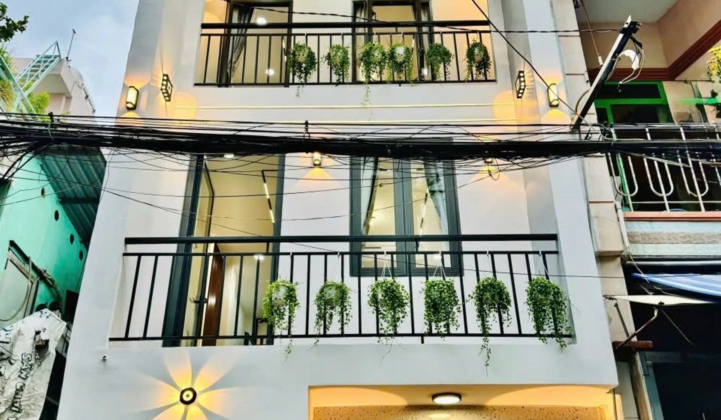 Nhà 3 lầu, hẻm ô tô, KD sầm uất tại Lê Văn Duyệt, Giáp Q1. Nhà mới vào ở ngay, tặng nội thất caocấp... Bán nhà riêng tại Gia Định, Hồ Chí Minh 01