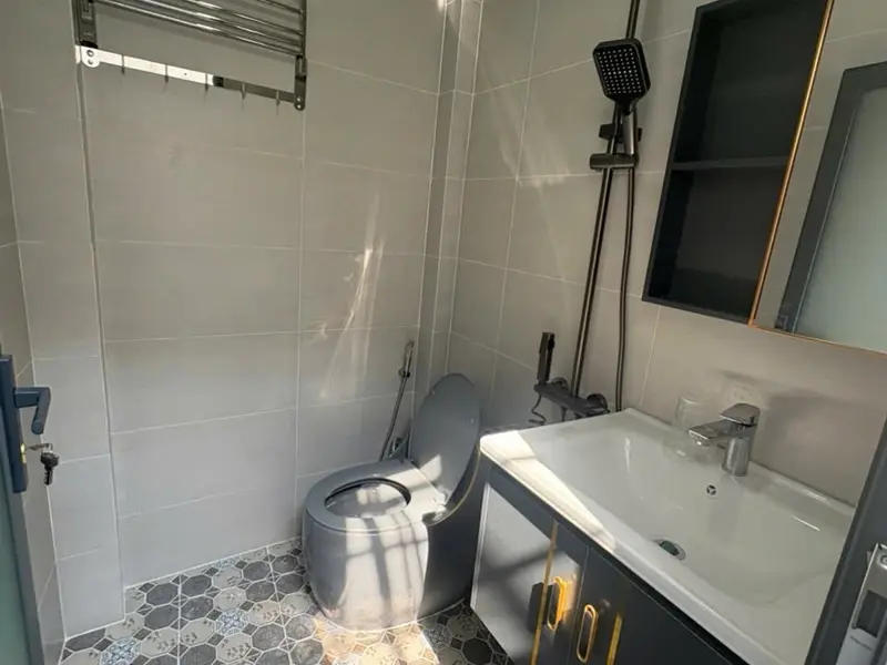 BÁN NHÀ 2 TẦNG – 3PN – HUỲNH TẤN PHÁT Q7, SÁT HẺM XE HƠI – NHỈNH 4 Đ... Bán nhà riêng tại Phú Thuận, Hồ Chí Minh 01
