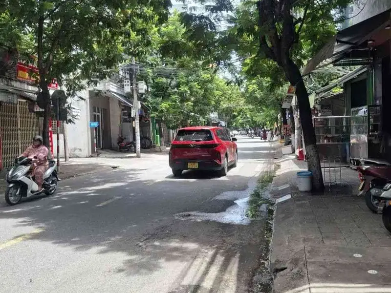Cơ hội vàng sở hữu nhà mặt phố rộng 141.5m² tại An Khê, Đà Nẵng với giá siêu ưu đãi... Bán nhà mặt phố tại An Khê, Đà Nẵng 01
