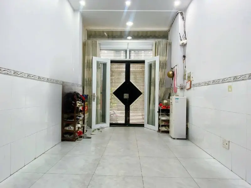 Nhà riêng 4 tầng 5PN Quận 10, gần Quận 1, giá 8.9 tỷ... Bán nhà riêng tại Hòa Hưng, Hồ Chí Minh 01