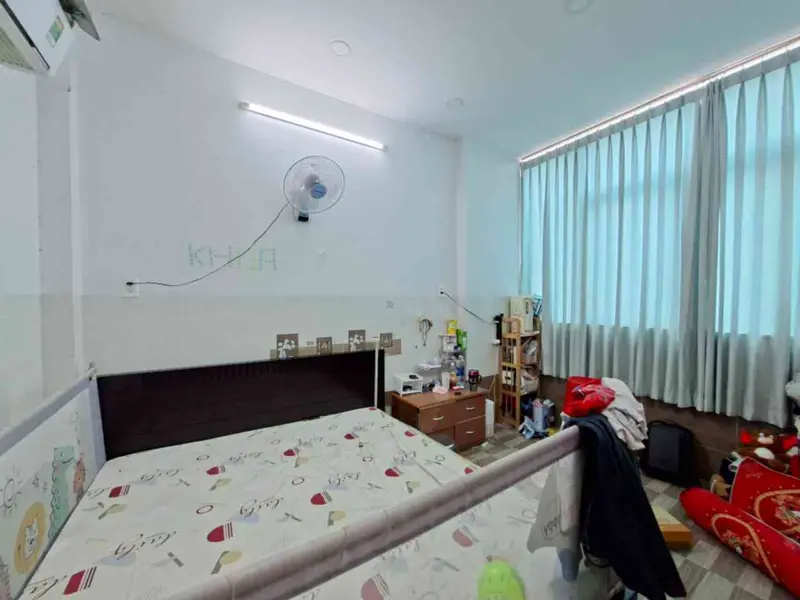 Nhà 3 tầng 5 phòng ngủ, mặt tiền 3.5m tại Quận Tân Phú, giá 13.5 tỷ... Bán nhà riêng tại Tân Phú, Hồ Chí Minh 01