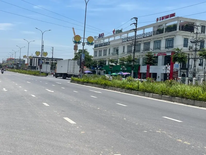 Cơ hội sở hữu nhà 3 tầng vị trí vàng gần khu công nghiệp Phố Nối B, giá tốt khó tin... Bán nhà riêng tại Yên Mỹ, Hưng Yên 01