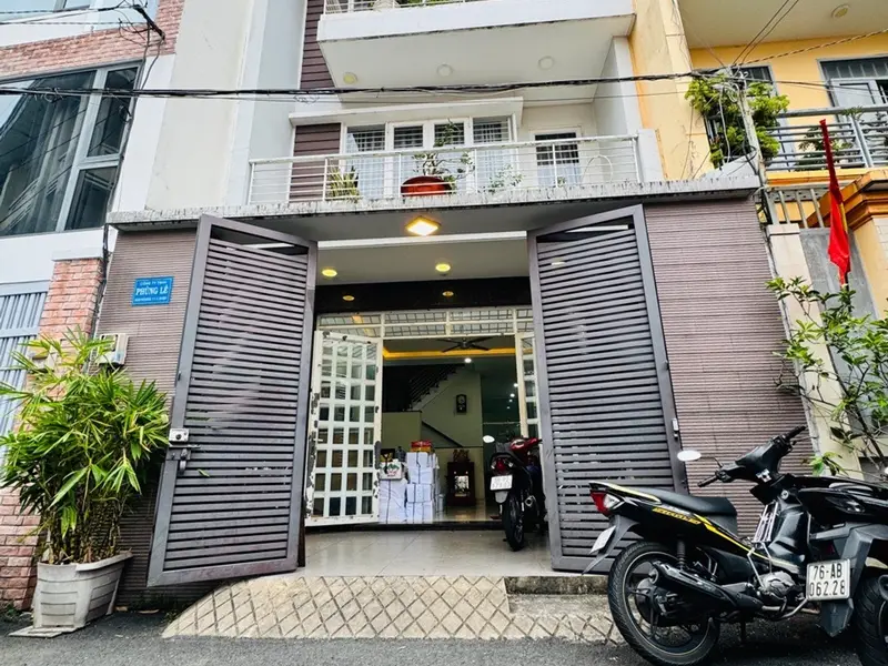 Nhà 4 tầng diện tích rộng tại Phổ Quang, thuận tiện kinh doanh và sinh sống... Bán nhà riêng tại Tân Sơn Hòa, Hồ Chí Minh 01