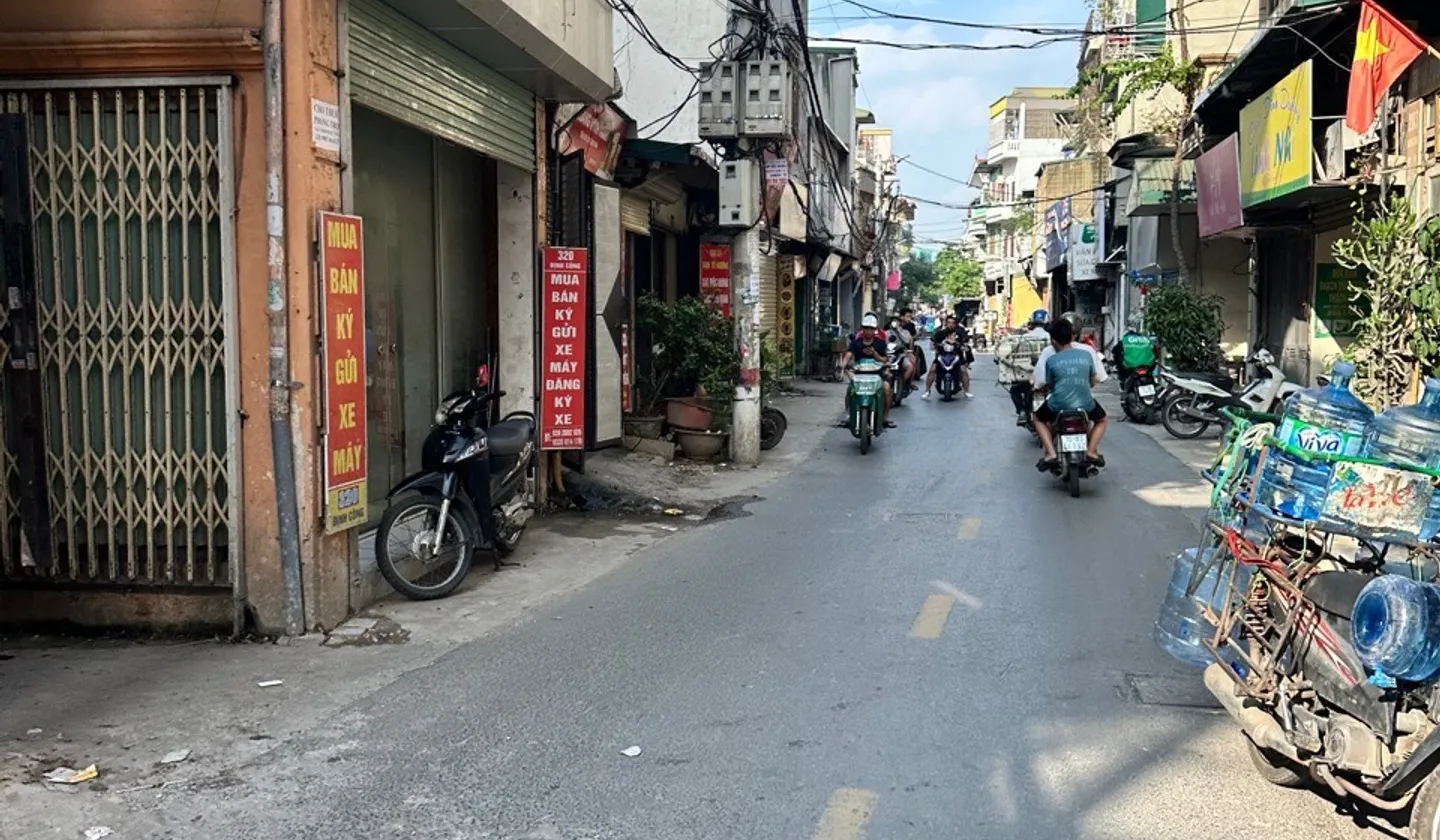 Bán nhà riêng 6 tầng có thang máy tại phường Định Công, diện tích 33m²... Bán nhà riêng tại Định Công, Hà Nội 01