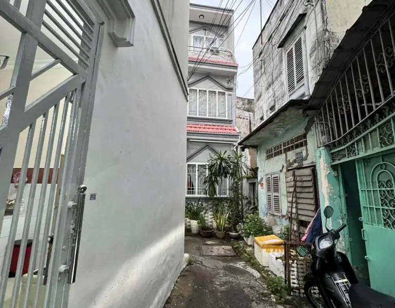 Bán nhà 40m2 2 tầng trung tâm Phú Nhuận, phù hợp xây mới... Bán nhà riêng tại Phú Nhuận, Hồ Chí Minh 01
