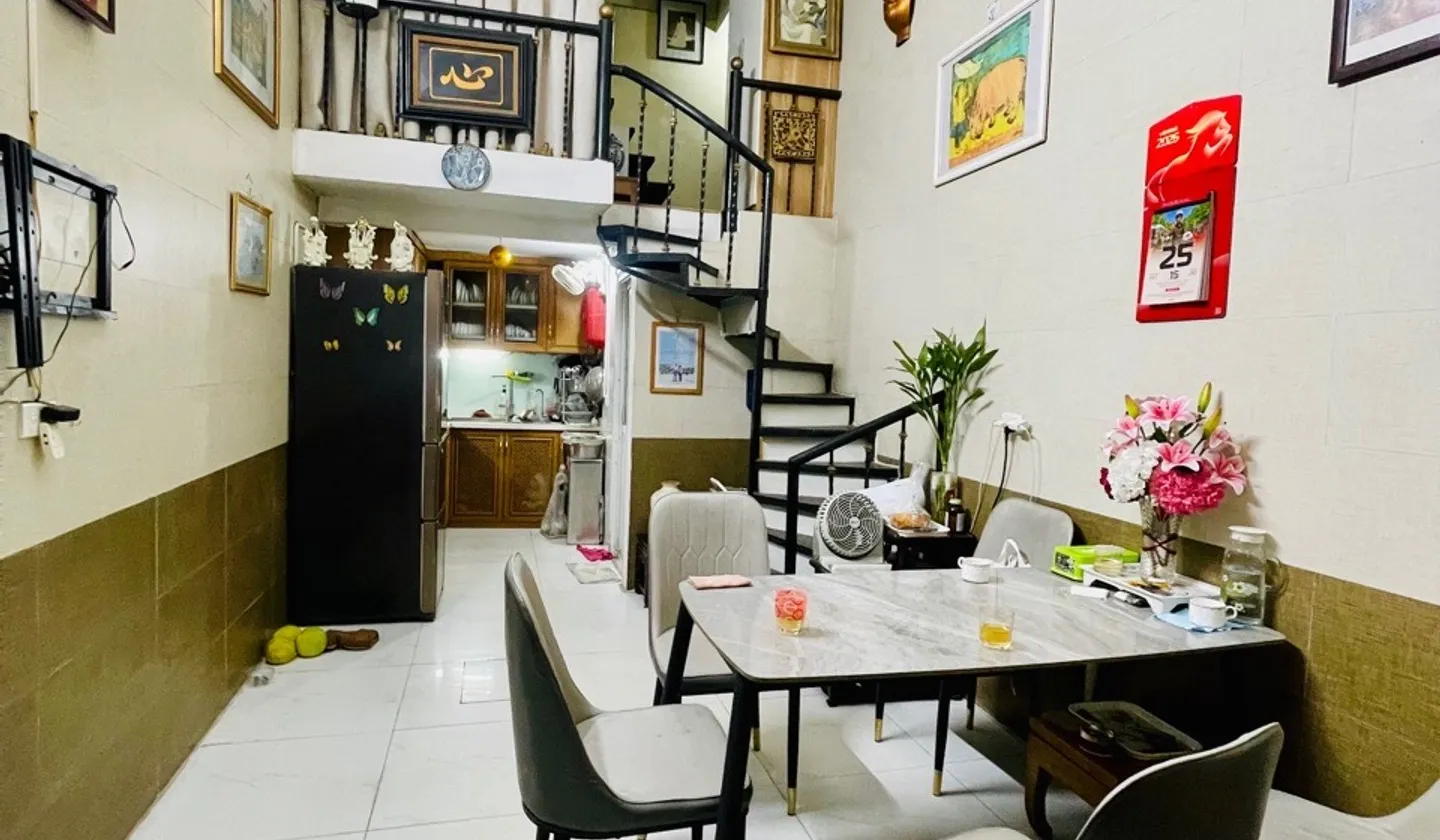 Nhà Đẹp Khương thượng Kim Liên - Kinh DoanhĐỉnh, Vừa Ở Vừa Lợi
Gần hồ-ĐH thủy lợi-ĐH Y-ĐH ngân hàng... Bán nhà riêng tại Kim Liên, Hà Nội 01
