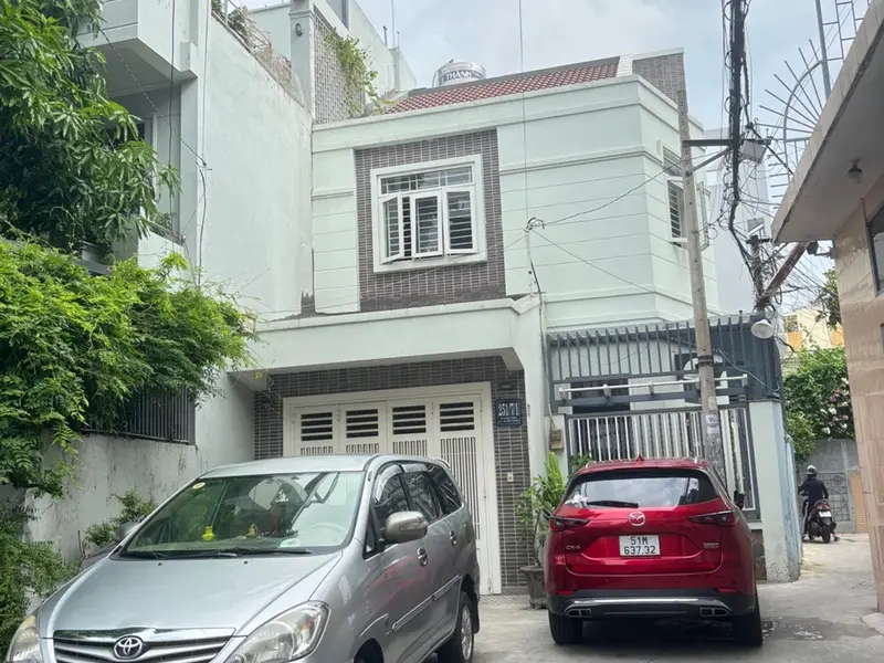 Khu ẩm thực Chợ 200 - hẻm xe tải - mua đất tặng nhà - 55m2 - Nhỉnh 5 tỷ - Ngang gần 5m - SHR... Bán nhà riêng tại Xóm Chiếu, Hồ Chí Minh 01