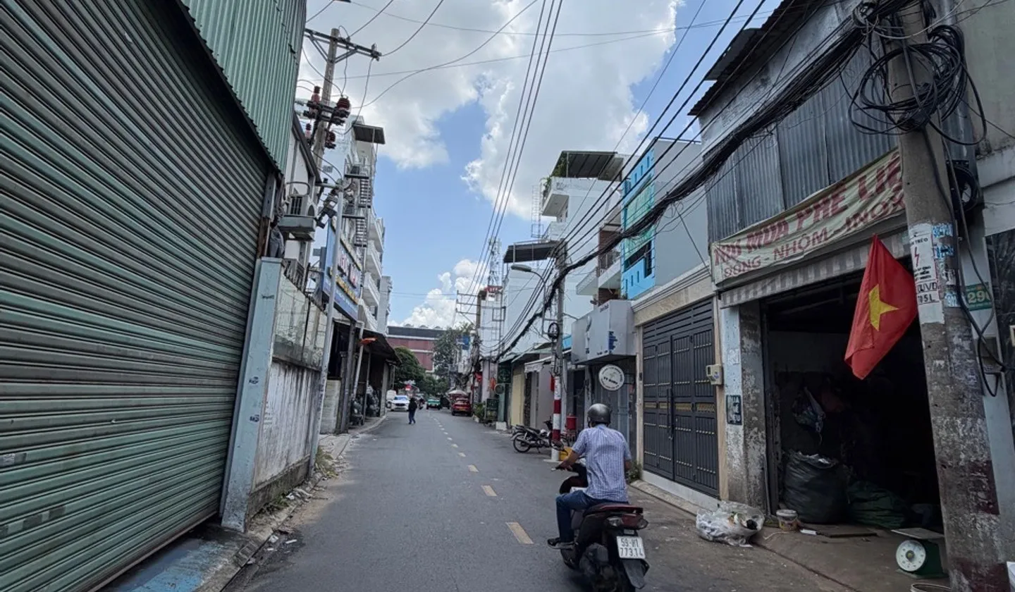 Nhà mặt phố Dương Văn Dương, 5 tầng thu nhập ổn định... Bán nhà mặt phố tại Tân Sơn Nhì, Hồ Chí Minh 01