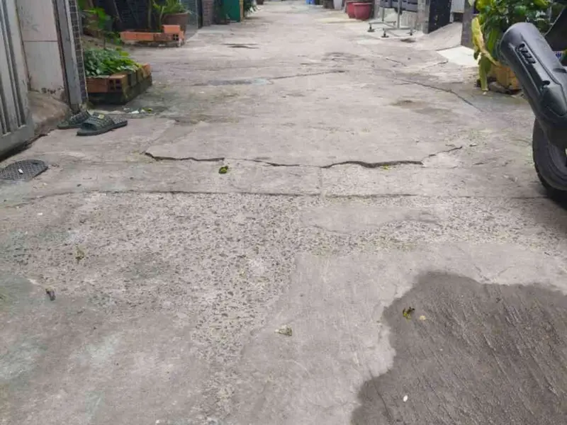 NHÀ ĐẸP HẺM THÔNG 3 M NGAY LÊ VĂN KHƯƠNG Q 12.... Bán nhà riêng tại Tân Thới Hiệp, Hồ Chí Minh 01