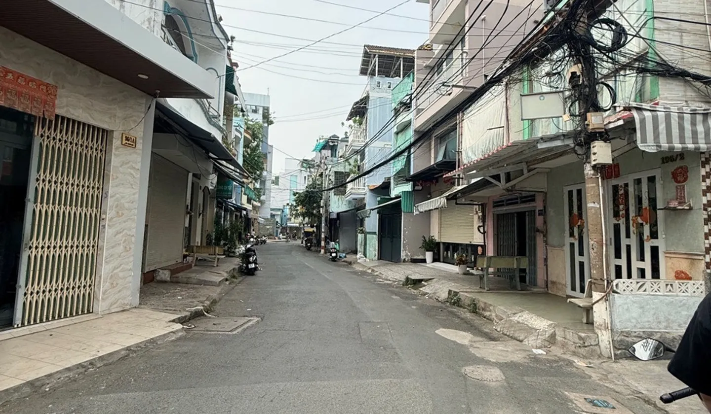 Góc 2 mặt tiền Lê Thị Bạch Cát - Không gian sống và kinh doanh hoàn hảo... Bán nhà mặt phố tại Phú Thọ, Hồ Chí Minh 01
