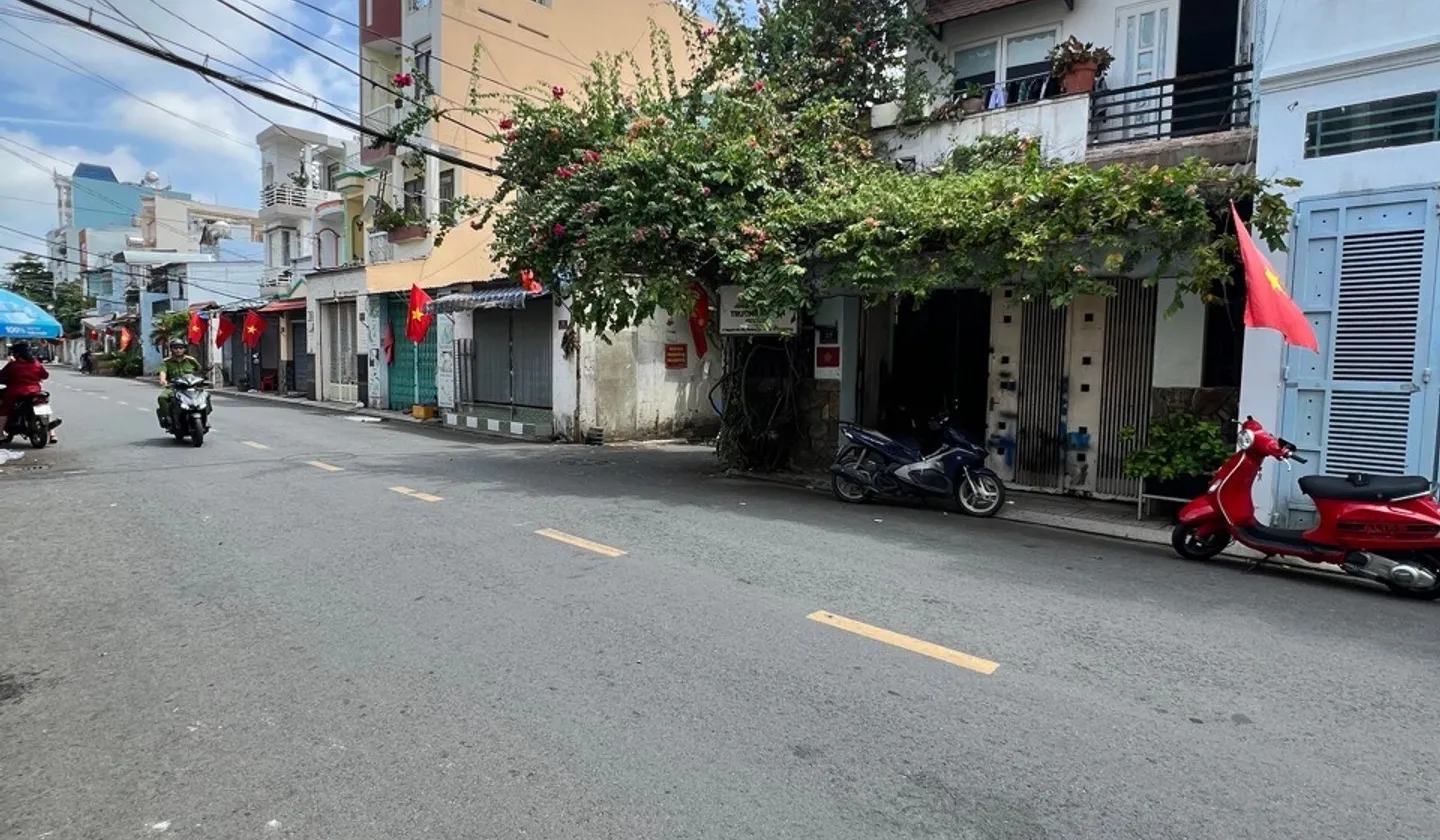Nhà mặt phố 2 tầng tại Tân Phú giá 8.7 tỷ, 72.9m2... Bán nhà mặt phố tại Phú Thạnh, Hồ Chí Minh 01