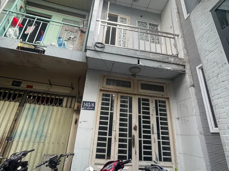 Bán gấp nhà đường Đề Thám - Trần Hưng Đạo. 
3 tầng- giá 4.85 tỷ.... Bán nhà riêng tại Cầu Ông Lãnh, Hồ Chí Minh 01