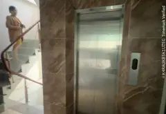 Nhà mặt tiền đẳng cấp với thang máy và gara ô tô tại khu vực sầm uất... Bán nhà riêng tại Thới An, Hồ Chí Minh 09