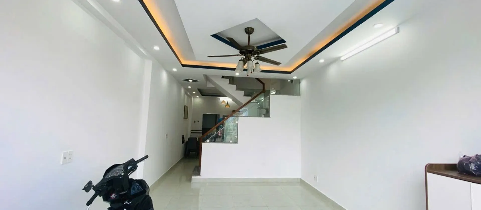 Nhà mặt phố Nhà Mạc Tràng Cát rộng 61m², vị trí kinh doanh đắc địa... Bán nhà mặt phố tại Hải An, Hải Phòng 01